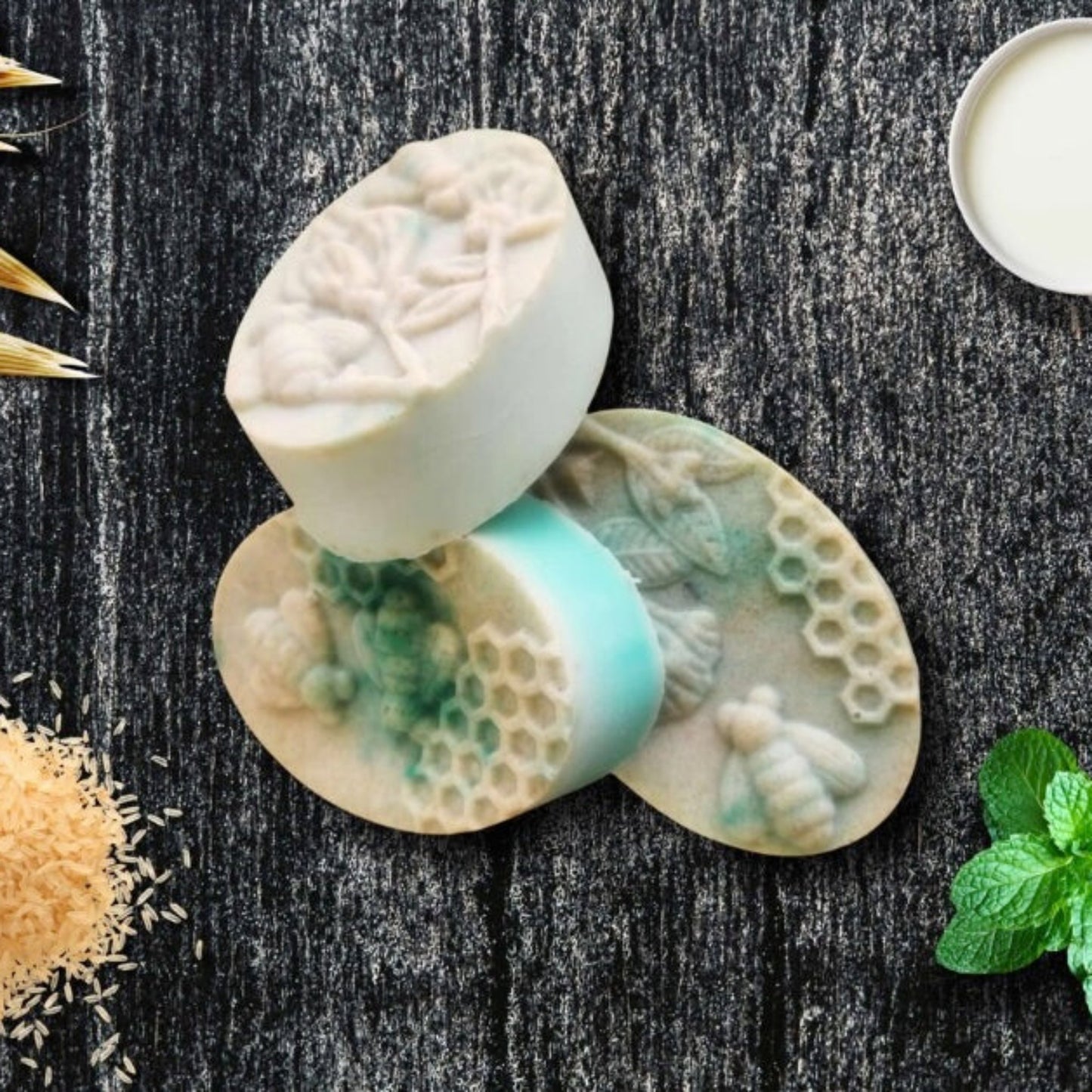 Goat's Milk with Oatmeal and Peppermint